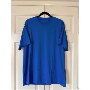 Men’s Under Armor shirt